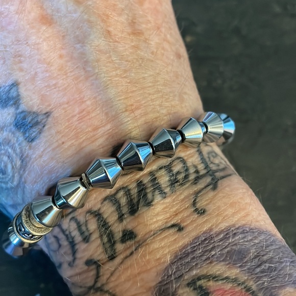 CFC Rocker Bracelet - Picture 3 of 3